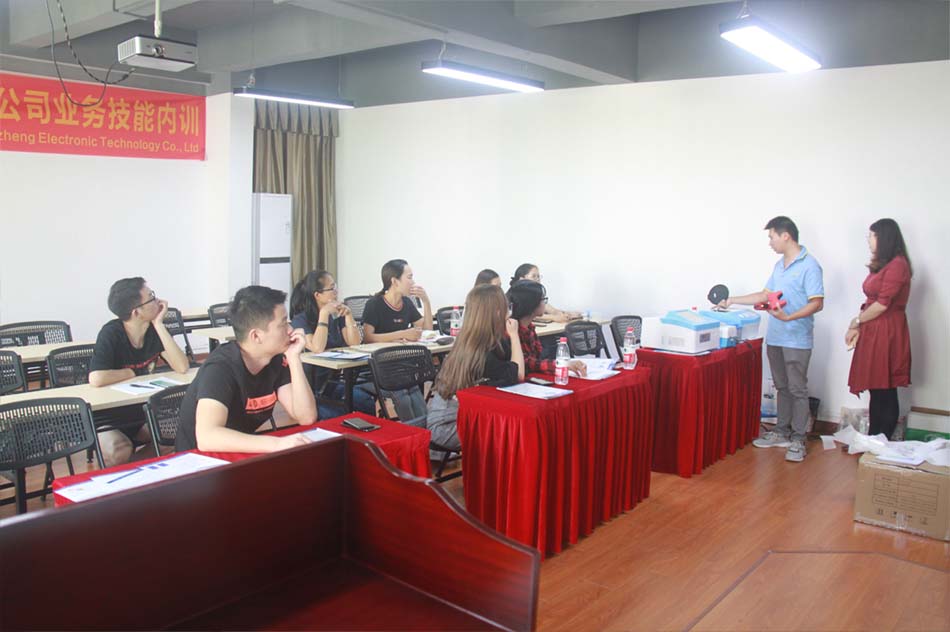 矩正公司培訓(xùn)現(xiàn)場 矩正公司培訓(xùn)現(xiàn)場